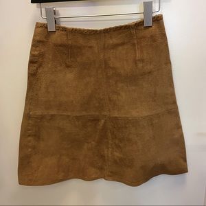 Suede 60s miniskirt. Zara size XS